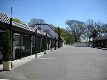 Gothic Heights Motel