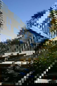 Quality Suites Alexander Inn