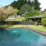 Thorold Country House