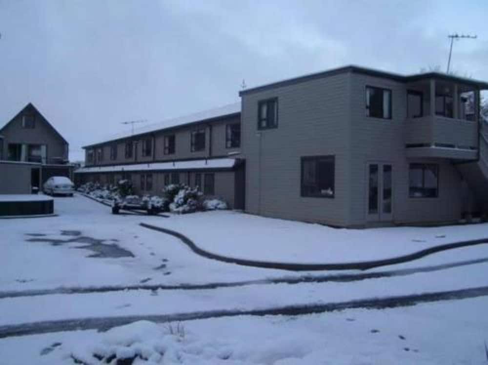 Ruapehu Mountain Motel  Lodge