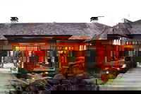 Treetops Lodge  Estate