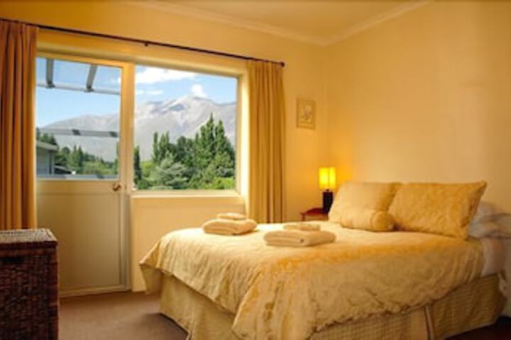 Lake Coleridge Lodge