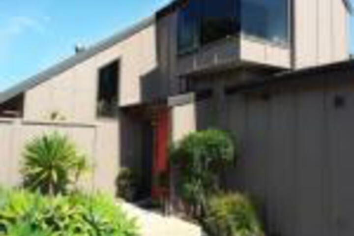104 on Moore Bed  Breakfast