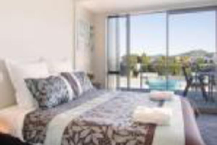 Beach Pacific Apartments