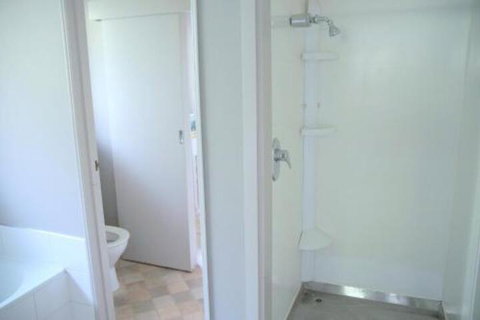 Gold Coast Nz Holiday Home - Accommodation New Zealand 5