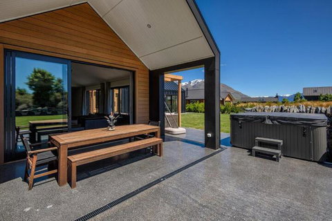 Jacks Point Rise - Accommodation New Zealand 2