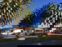 Boulevard Motel  Restaurant