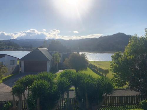 Main Magic Tairua Holiday Home