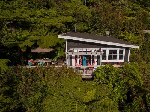 Tairua Treehouse Tairua Holiday Home