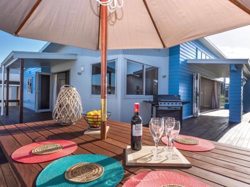 Vitamin Sea Waihi Beach Holiday Home