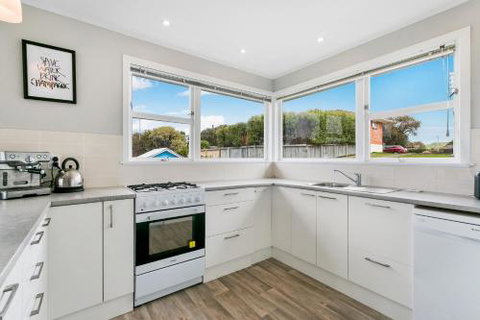Citrus View Waihi Beach Holiday Home - Accommodation New Zealand 3
