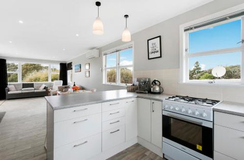 Citrus View Waihi Beach Holiday Home - Accommodation New Zealand 4