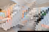 Rustic 2BR nr Mission Bay w Garden view