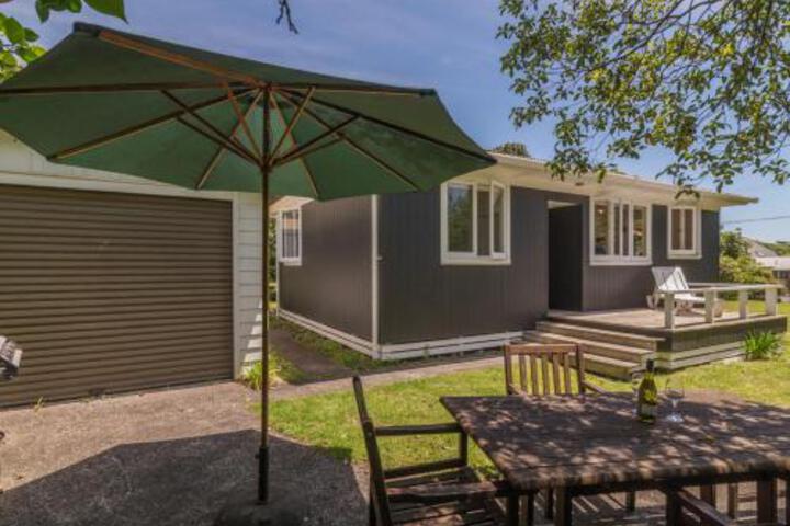 Trendies Place Kuratau Holiday Home
