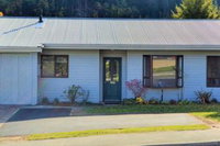 Central Queenstown 3 Bedroom House