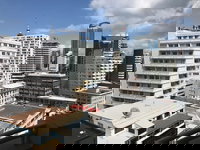 Cosy 2 Bedroom CBD Apartment With Balcony