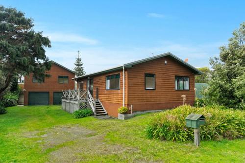 Heperi Haven Waikanae Beach Holiday Home