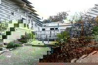16 Torquay Tce