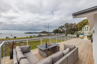 Waterfront Beach House Paihia Holiday Home