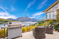 Queenstown Lake Views Downstairs Apartment