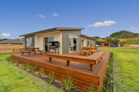 Navigation Retreat Cooks Beach Holiday Home
