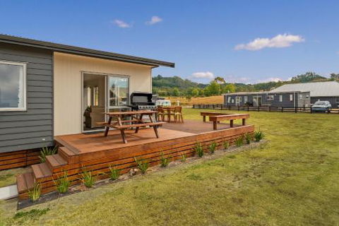 Navigation Retreat Cooks Beach Holiday Home - Accommodation New Zealand 3