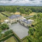 Hartford House