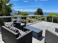 Cosy Stay Acacia Bay Holiday Home