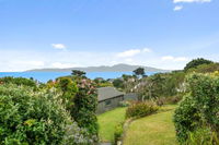 Nga Karoro Raumati Beach Holiday Home
