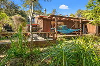 Whare Parauri Tata Beach Holiday Home