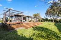 36 on Burgundy Martinborough Holiday Home