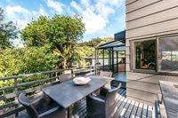 The Treehouse near Palm Beach
