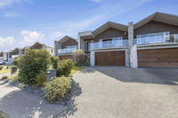 Bay Bliss Lake Taupo Holiday Home