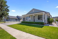 Sky Blue Retreat Waihi Beach Holiday Home