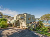 BBQs  Harbour Views Tairua Holiday Home