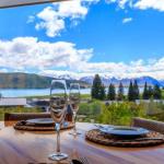 Glacier Rock Lakeview House