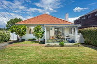 Newly refurbished 2 bedroom in Milford