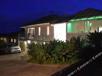 Sea View British Style Villa Auckland