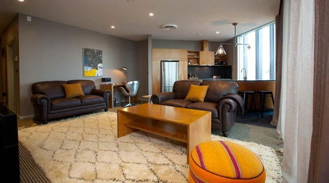 King & Queen Hotel Suites - Accommodation New Zealand 5