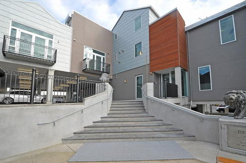 King & Queen Hotel Suites - Accommodation New Zealand 9