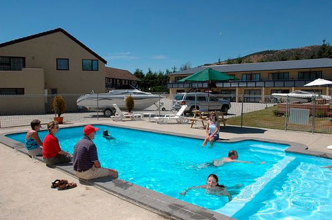 Fairway Lodge Motel - Accommodation New Zealand 0