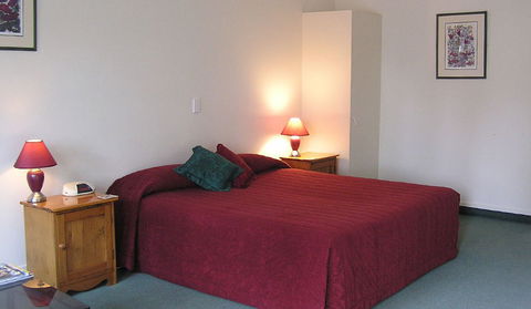 Cambridge Mews - Accommodation New Zealand 0