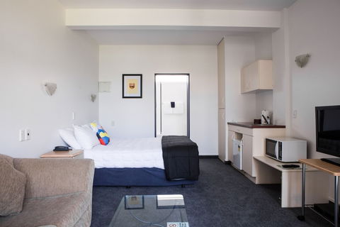 U Studios Paraparaumu Beach - Accommodation New Zealand 6