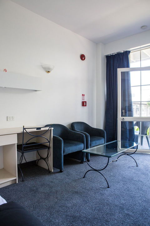 U Studios Paraparaumu Beach - Accommodation New Zealand 10
