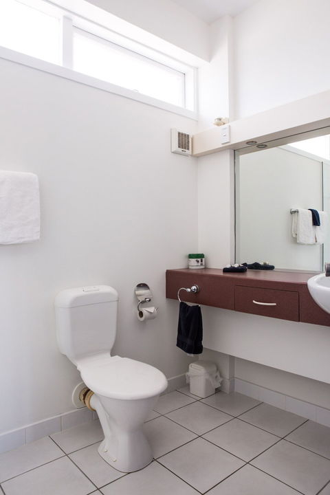 U Studios Paraparaumu Beach - Accommodation New Zealand 11