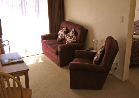 Arrow Motel Apartments - Accommodation New Zealand 3